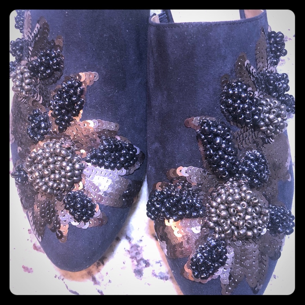 Charles by Charles DAVID embellished mule